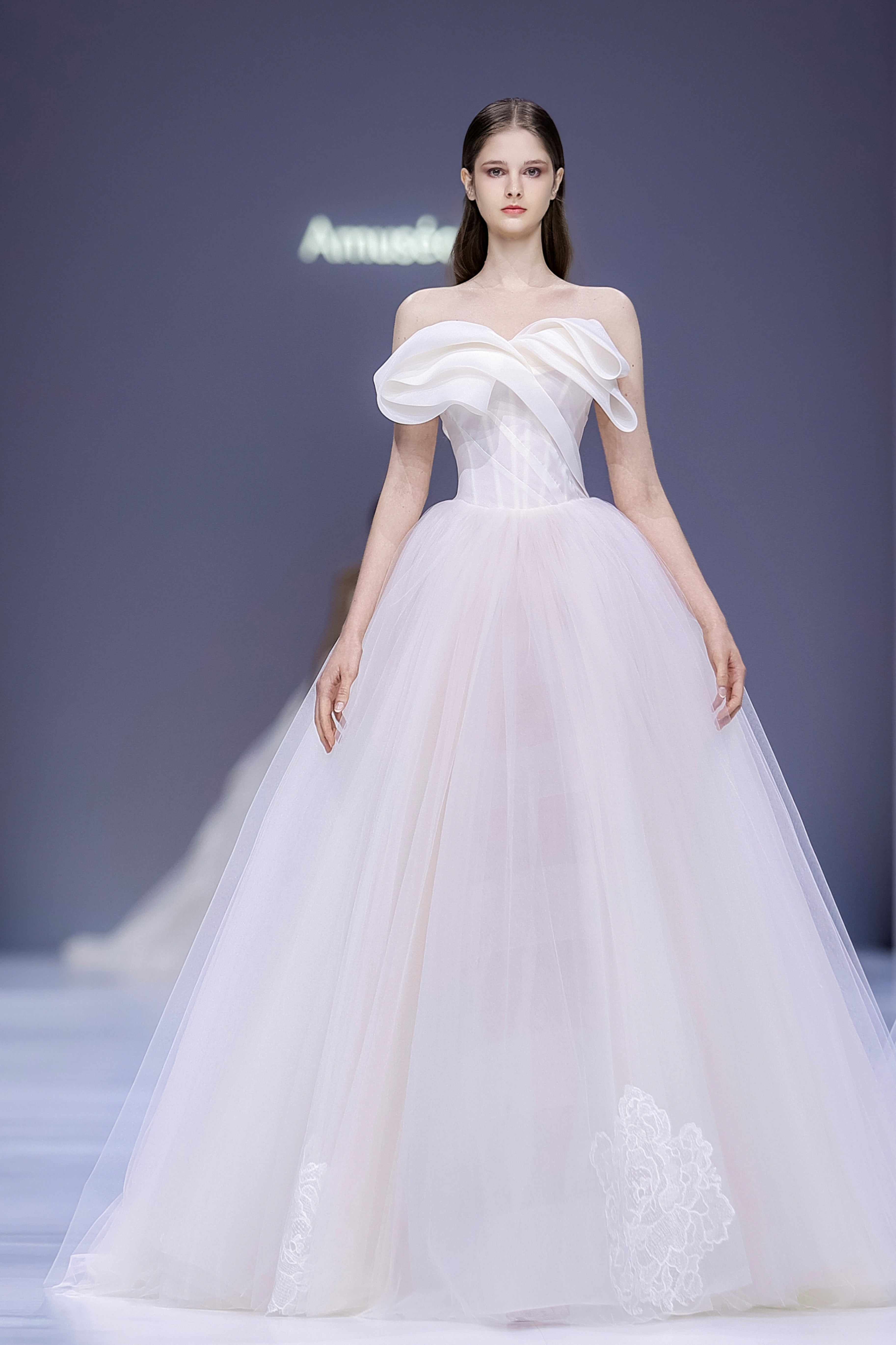 look21砰然心动白色